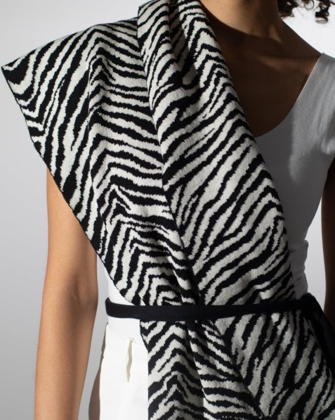 Zebra - Scarf Swirl