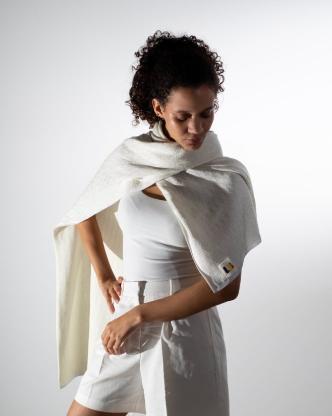 White Snow - Scarf Swirl